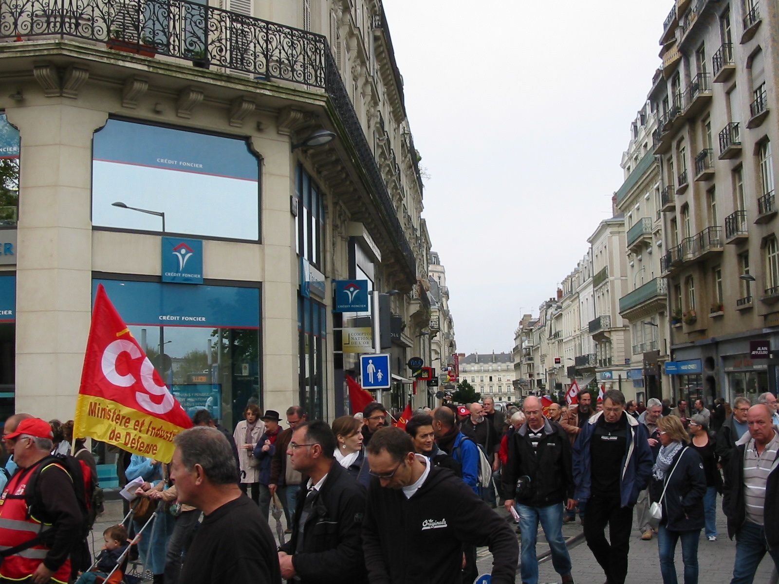 JOURNEE NATIONALE DE MOBILISATIONS DU 16 OCTOBRE 2014 Union départementale CGT du Maine et JOURNEE NATIONALE DE MOBILISATIONS DU 16 OCTOBRE 2014 Union départementale CGT du Maine et