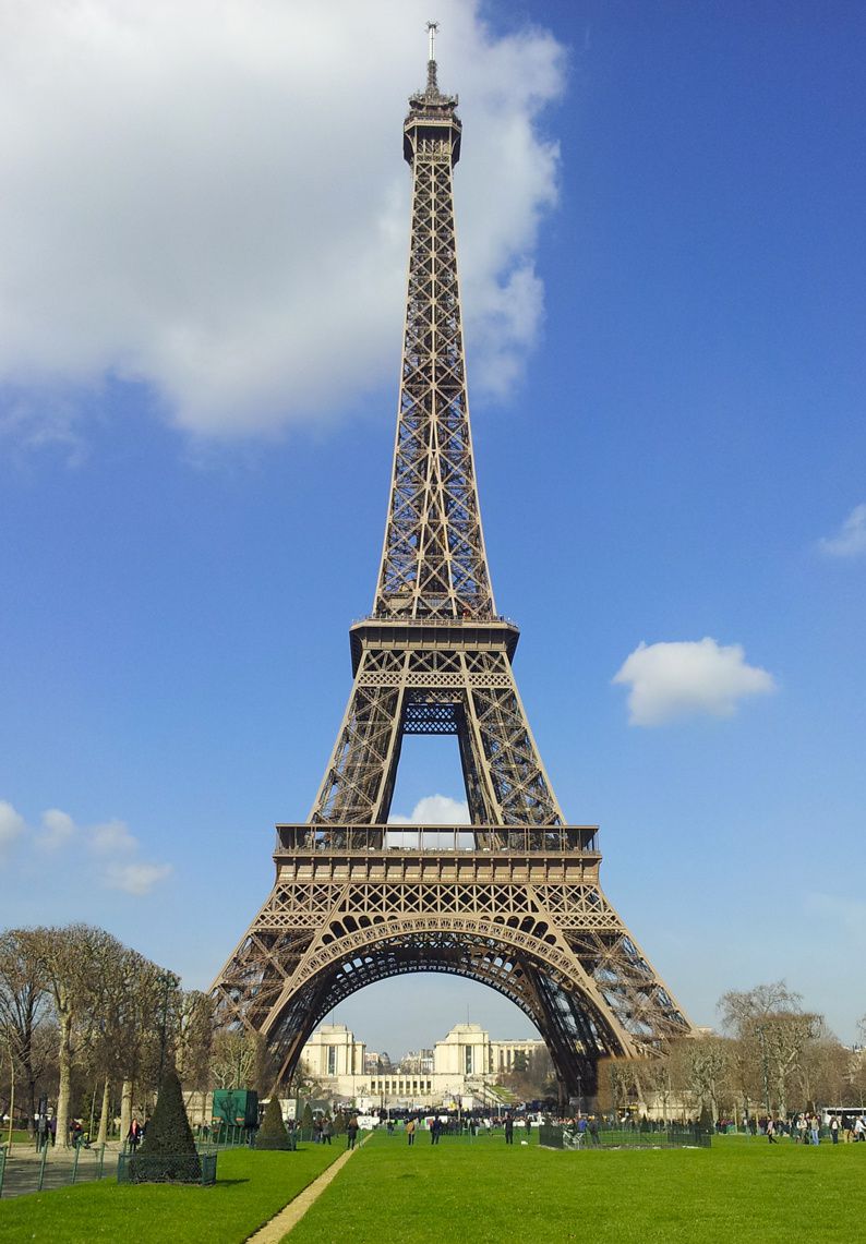 Ancienne Couleur De La Tour Eiffel La vérité sur la tour Eiffel - Paris vous a menti. Depuis 1898, la