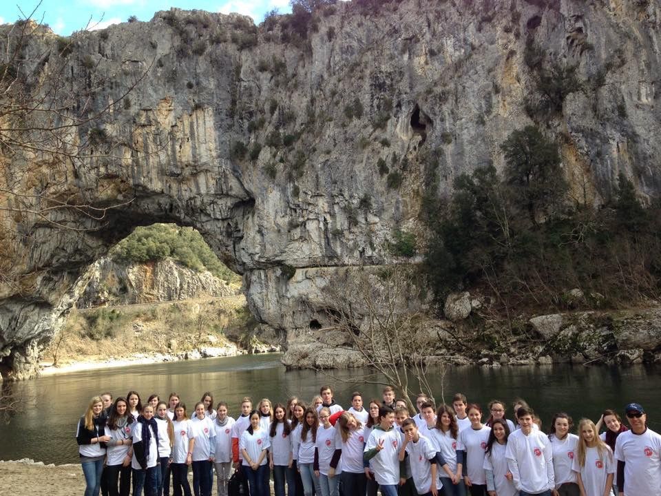 1ère journée avec une excursion dans les Gorges de l'Ardèche, la visite de l'Aven d'Orgac.
