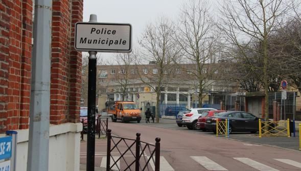 Un nouveau fourgon pour la police municipale - La Voix du Nord