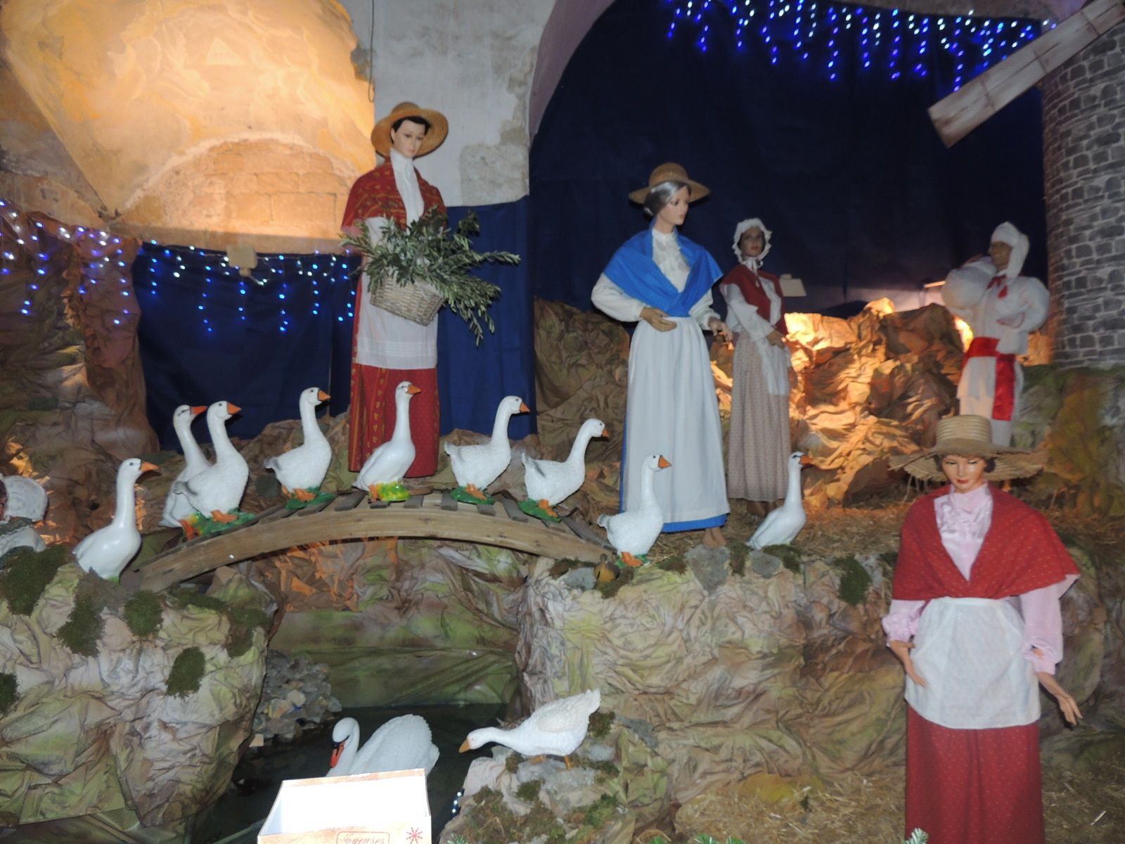 la plus grande crèche grandeur nature de France - Les Fééries de Noël d 