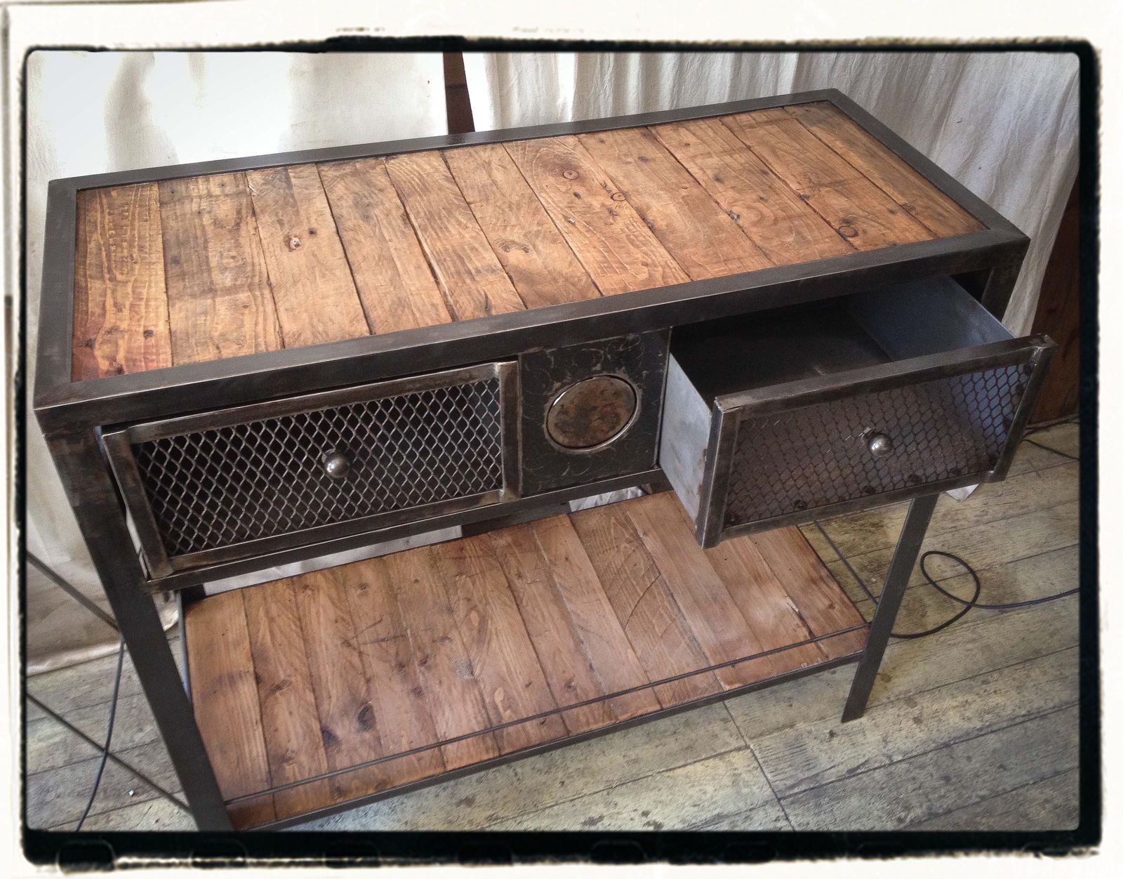 Console Bois Metal : CONSOLE BOIS & METAL – L’atelier d’RV Console Bois Metal : CONSOLE BOIS & METAL – L’atelier d’RV