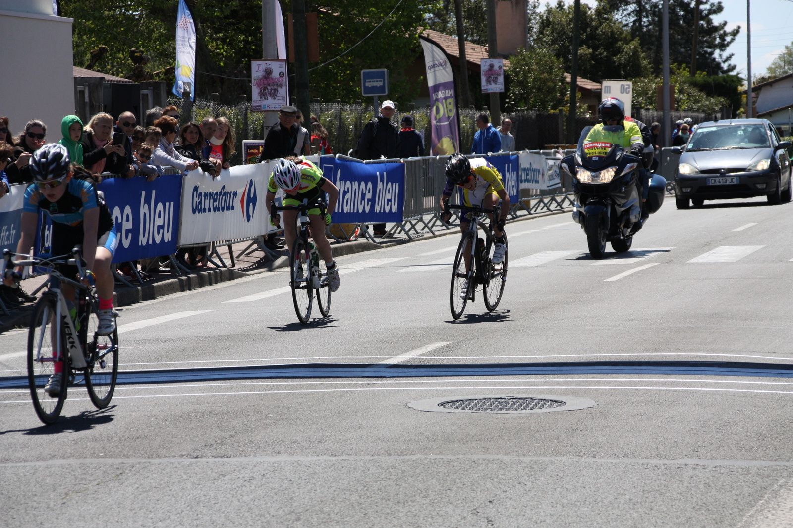 et du groupe de contre avec la 7e place d'Ilona FEYTOU(EC 3M) 1er minime.