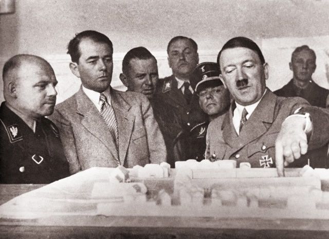 Hitler Et Les Apotres Du Mal Hitler et les apôtres du mal - Mémoires de Guerre