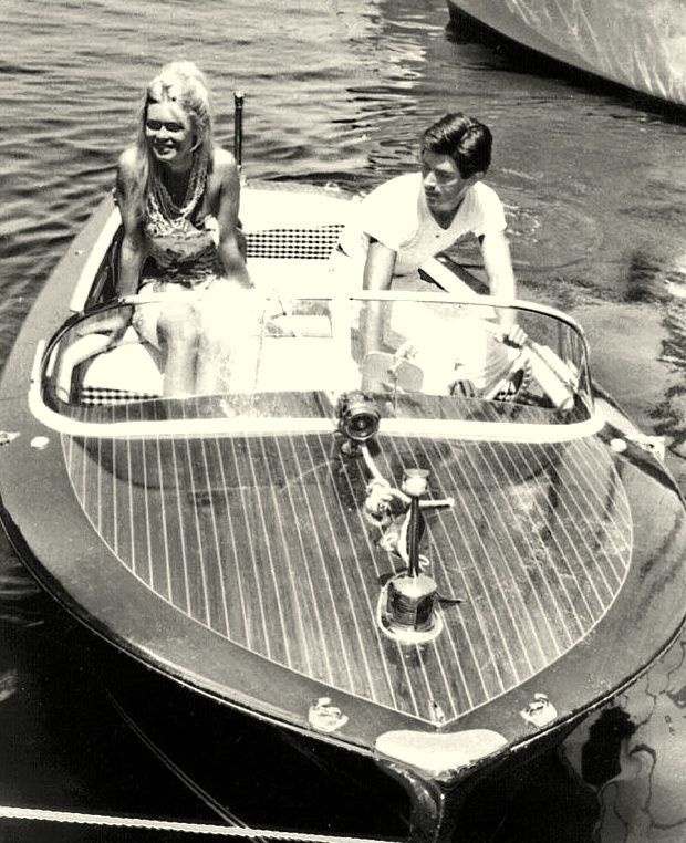 Brigitte Bardot mise à jour. Sa Vie