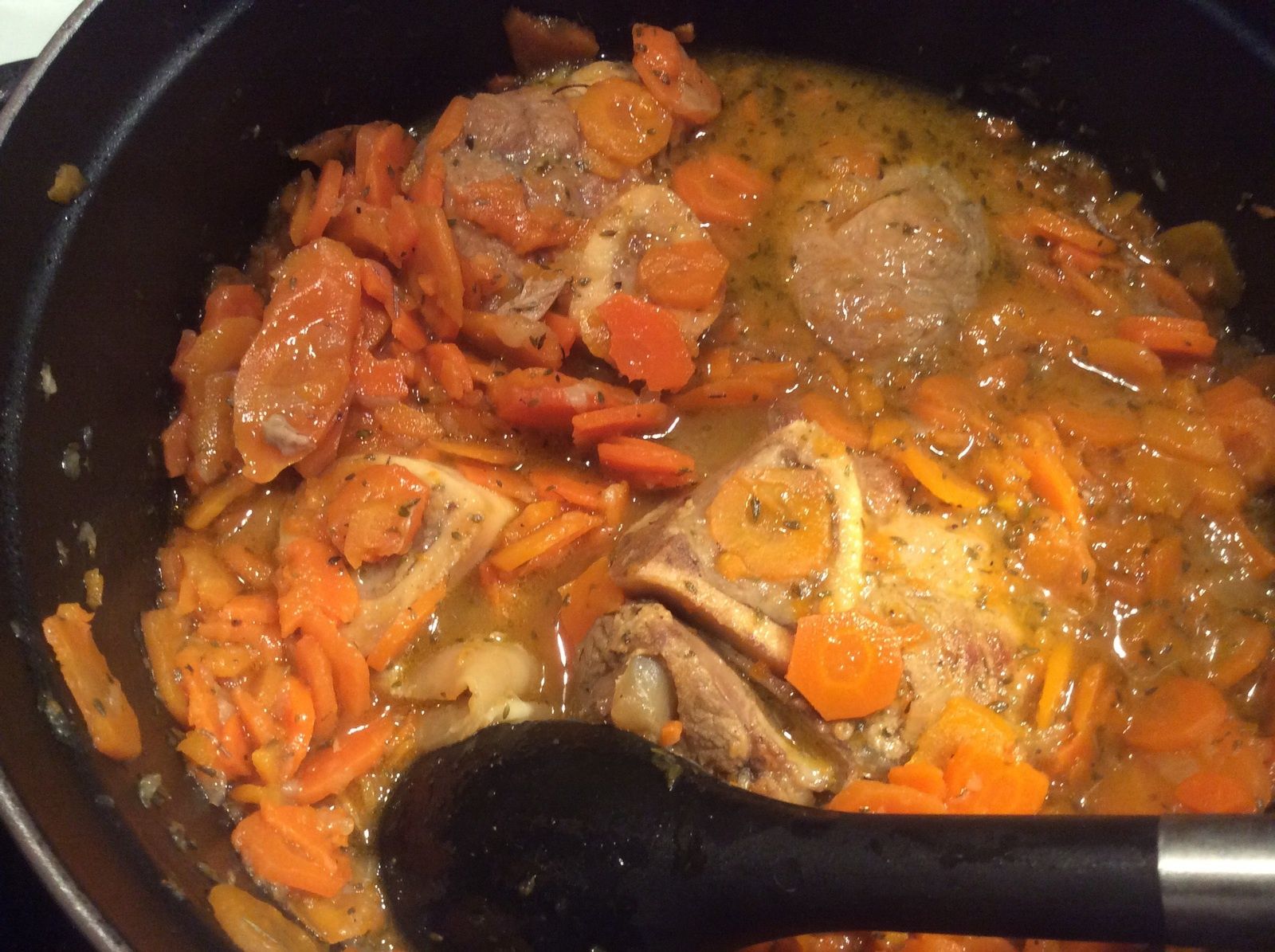 Jarret de veau aux carottes Les recettes de Poulette et