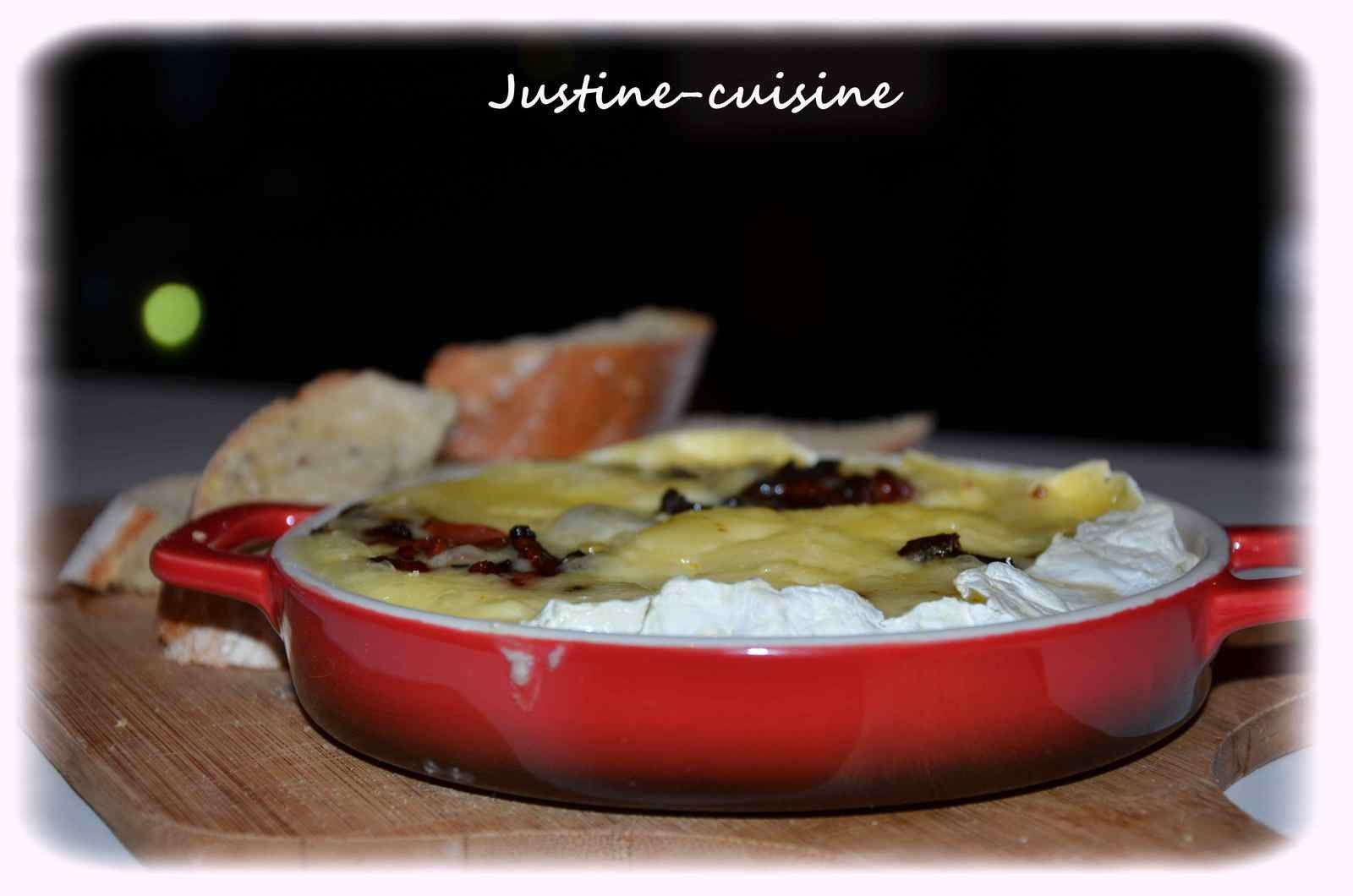 Camembert rôti au four, farci aux lardons et échalote - Justine-cuisine