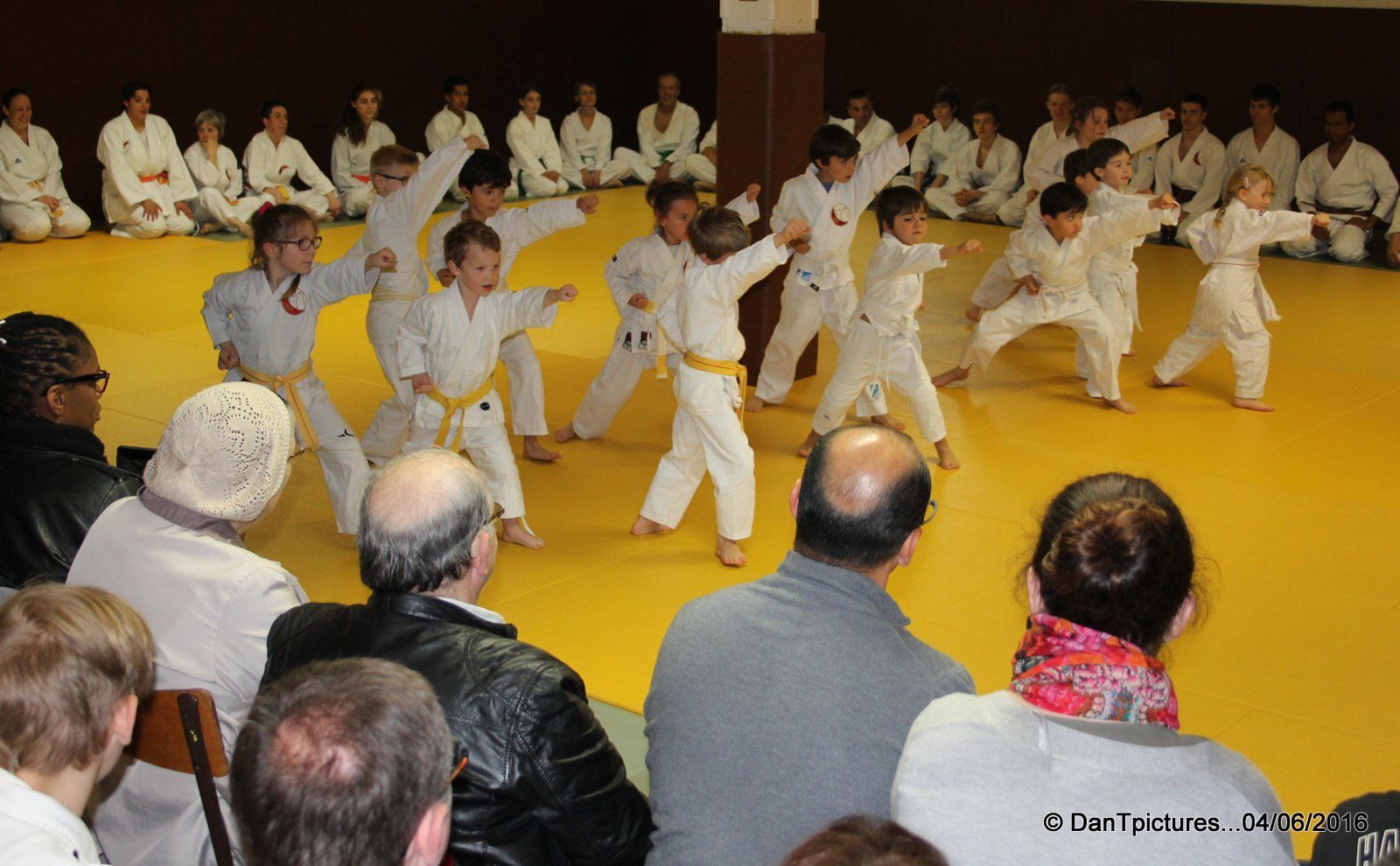 Le Shotokan karaté club de Joinville-le-Pont fait son show