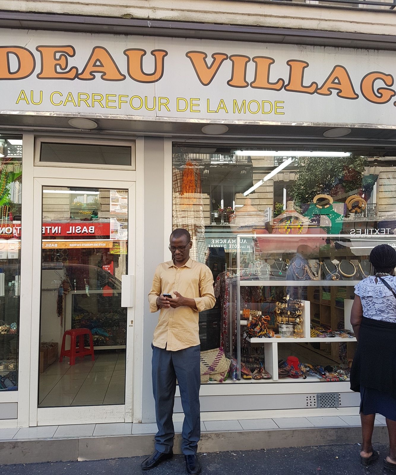 prostituée africaine chateau rouge