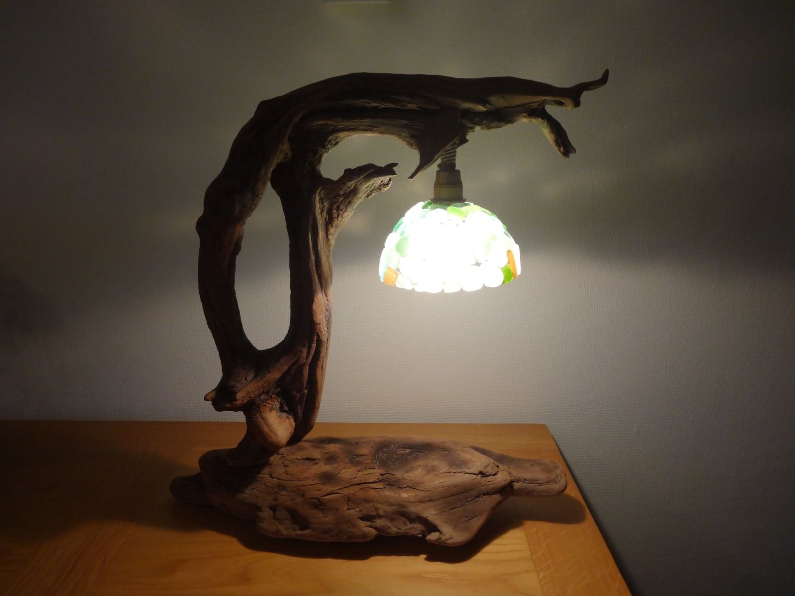 Lampe Bois Flotte Conforama : luminaire pas cher des photoa, des photoa de fond, fond d’?cran Lampe Bois Flotte Conforama : luminaire pas cher des photoa, des photoa de fond, fond d’?cran