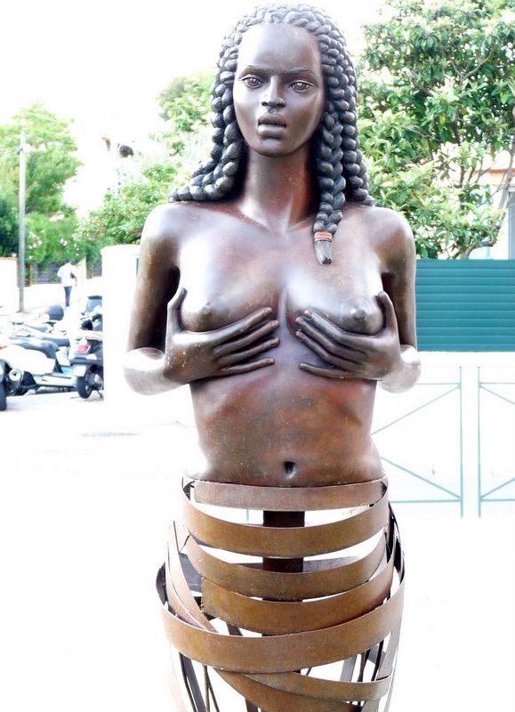 tableaux, statues et images artistiques autour de Sanary en juillet 2014