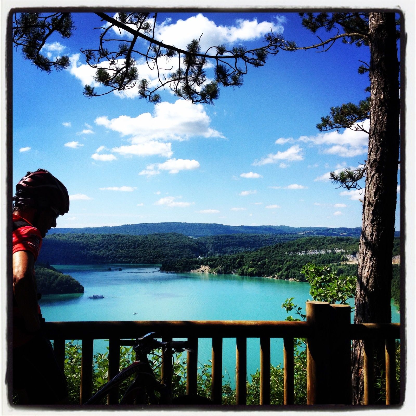 VTT autour du lac de Vouglans, Jura - PEREGRINATIONS