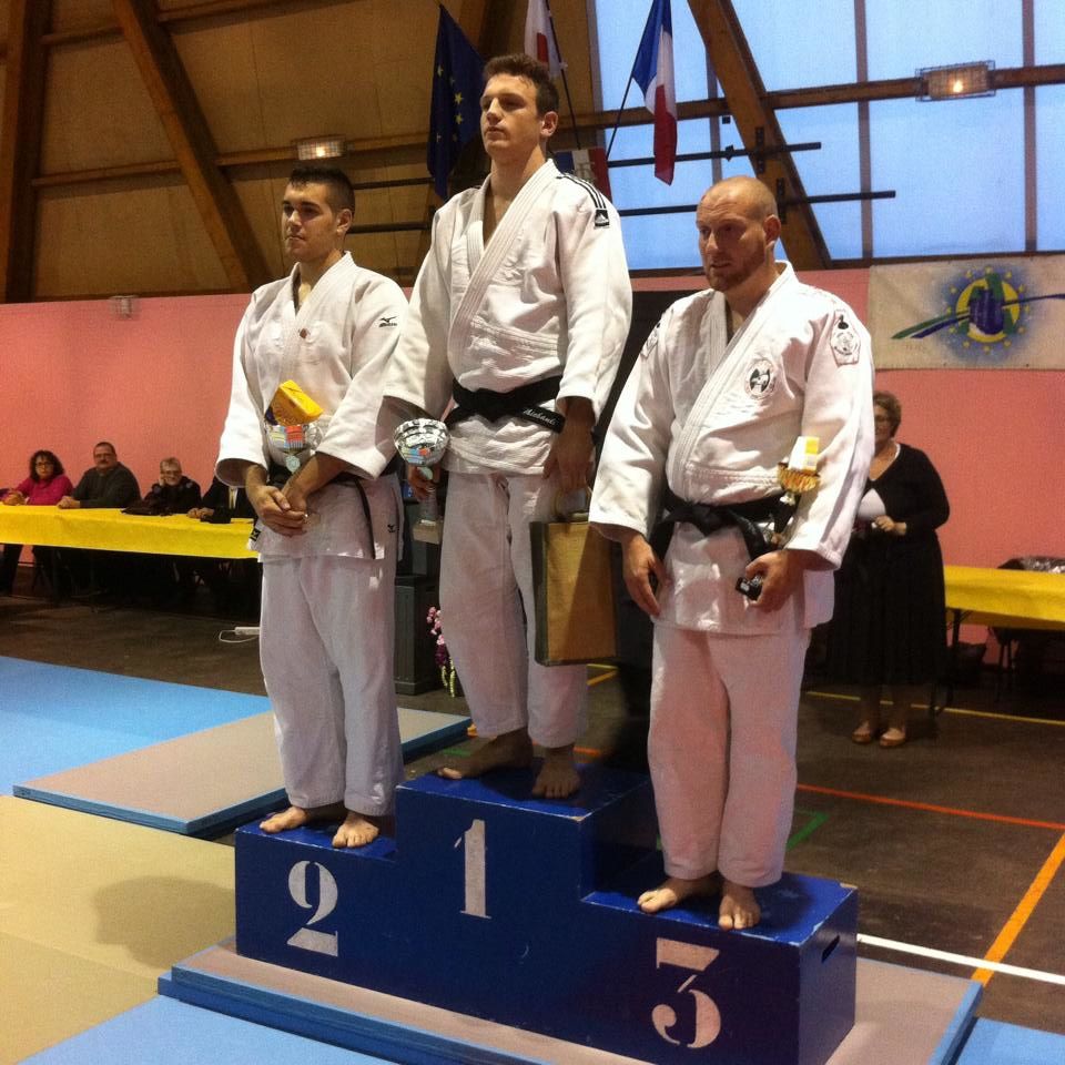 Coupe des ceintures noires à HIRSON le 11/11/14 - Judo Club HOLNON