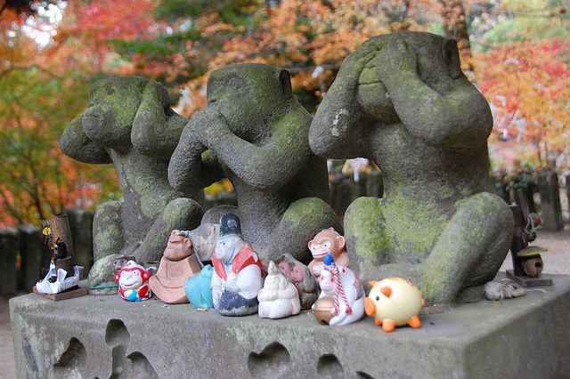 Three wise monkeys (source : Flickr/My name is joe)