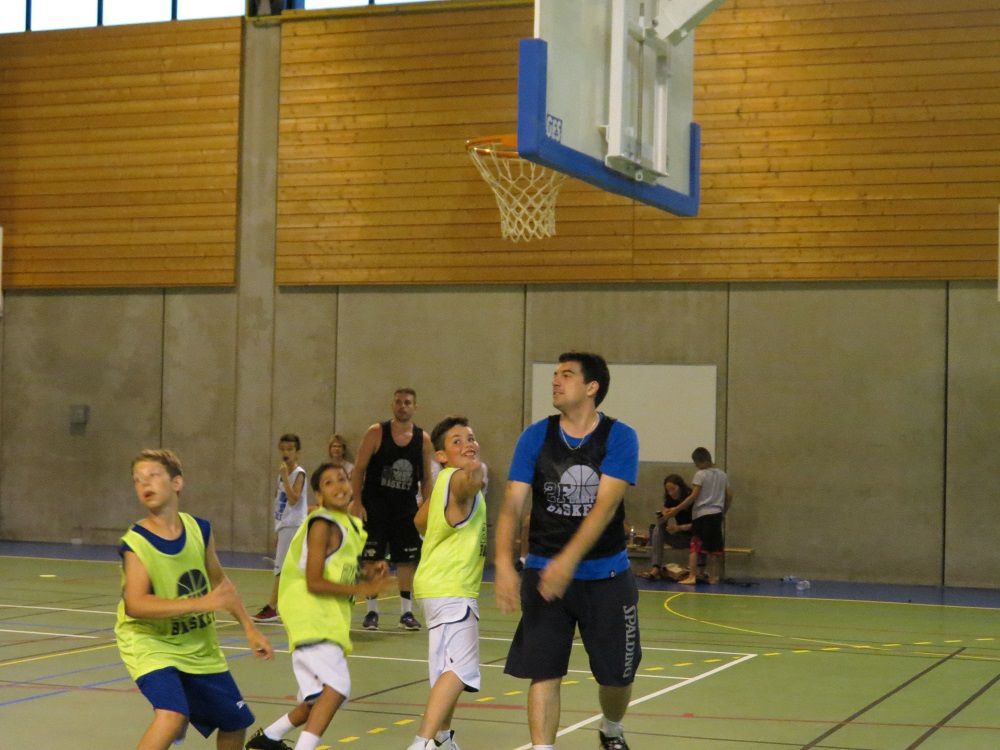 2F Camps Basket