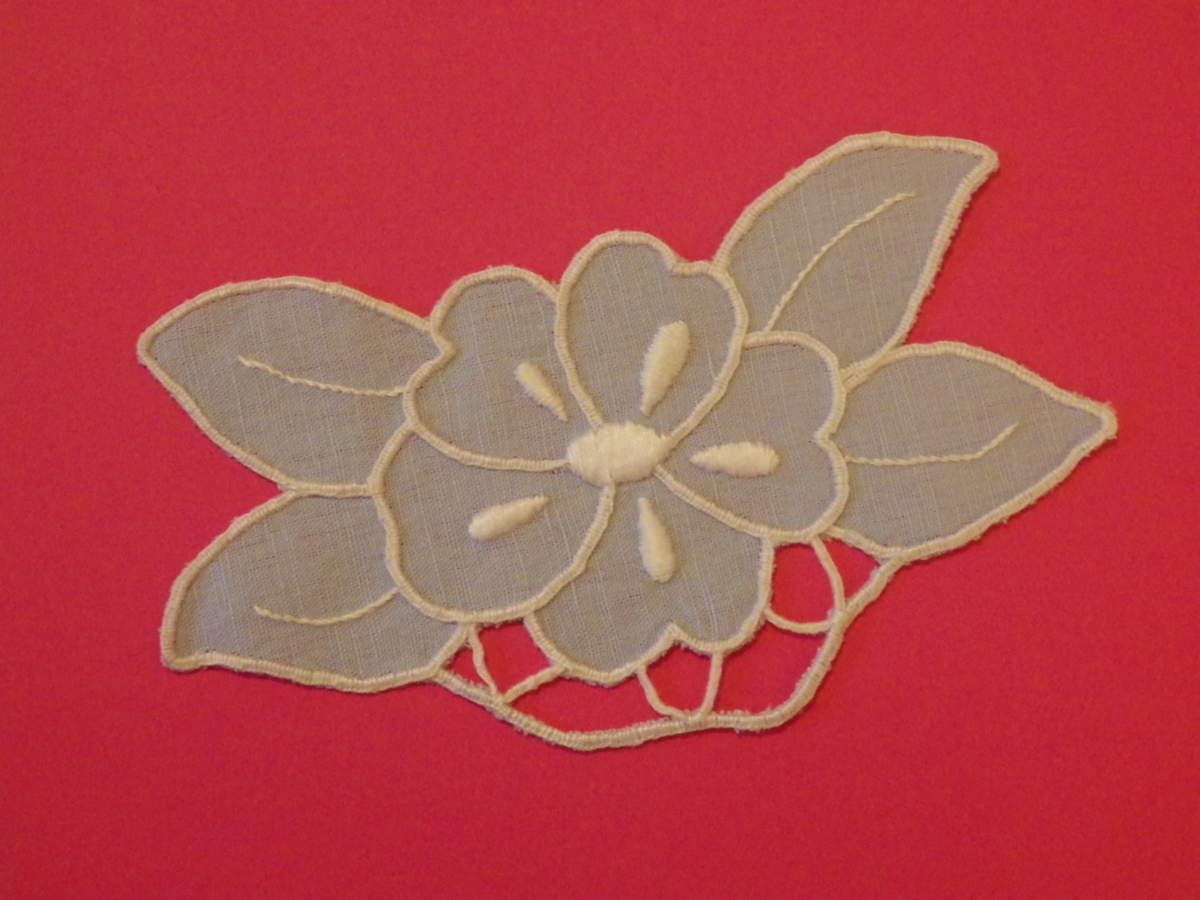 Broderie Richelieu Chez