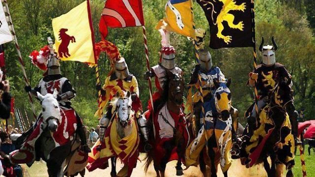 Photos source internet.