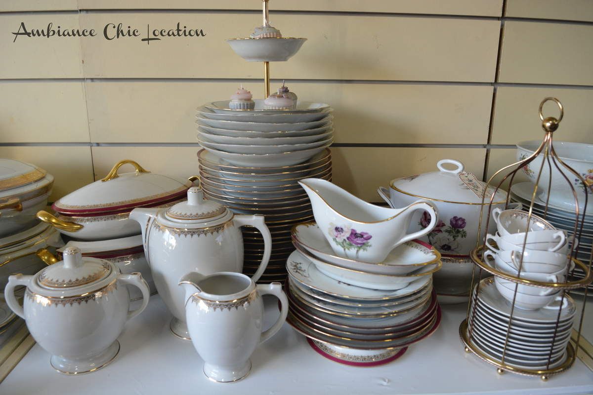 Location vaisselle ancienne Table de cuisine