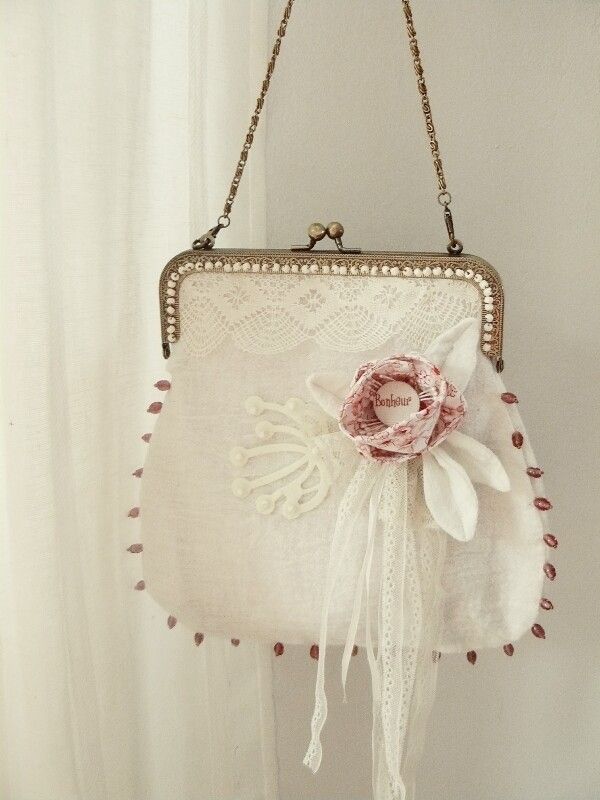 Petit sac pour un mariage. la fee d ombre