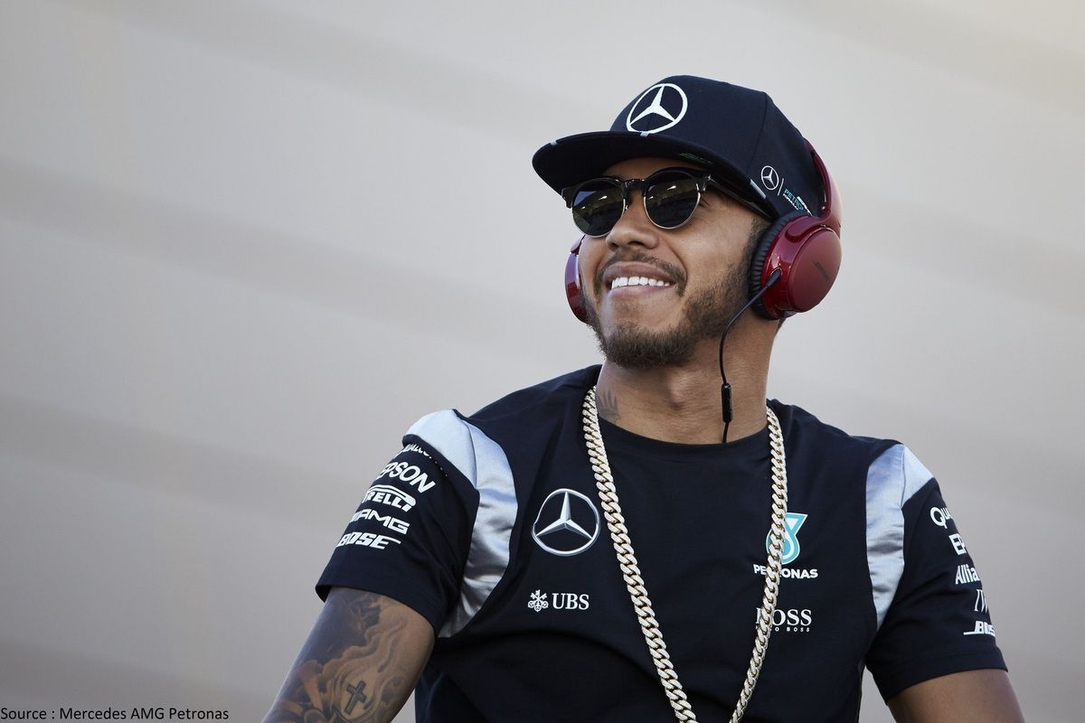 Lewis Hamilton revendique son image décalée