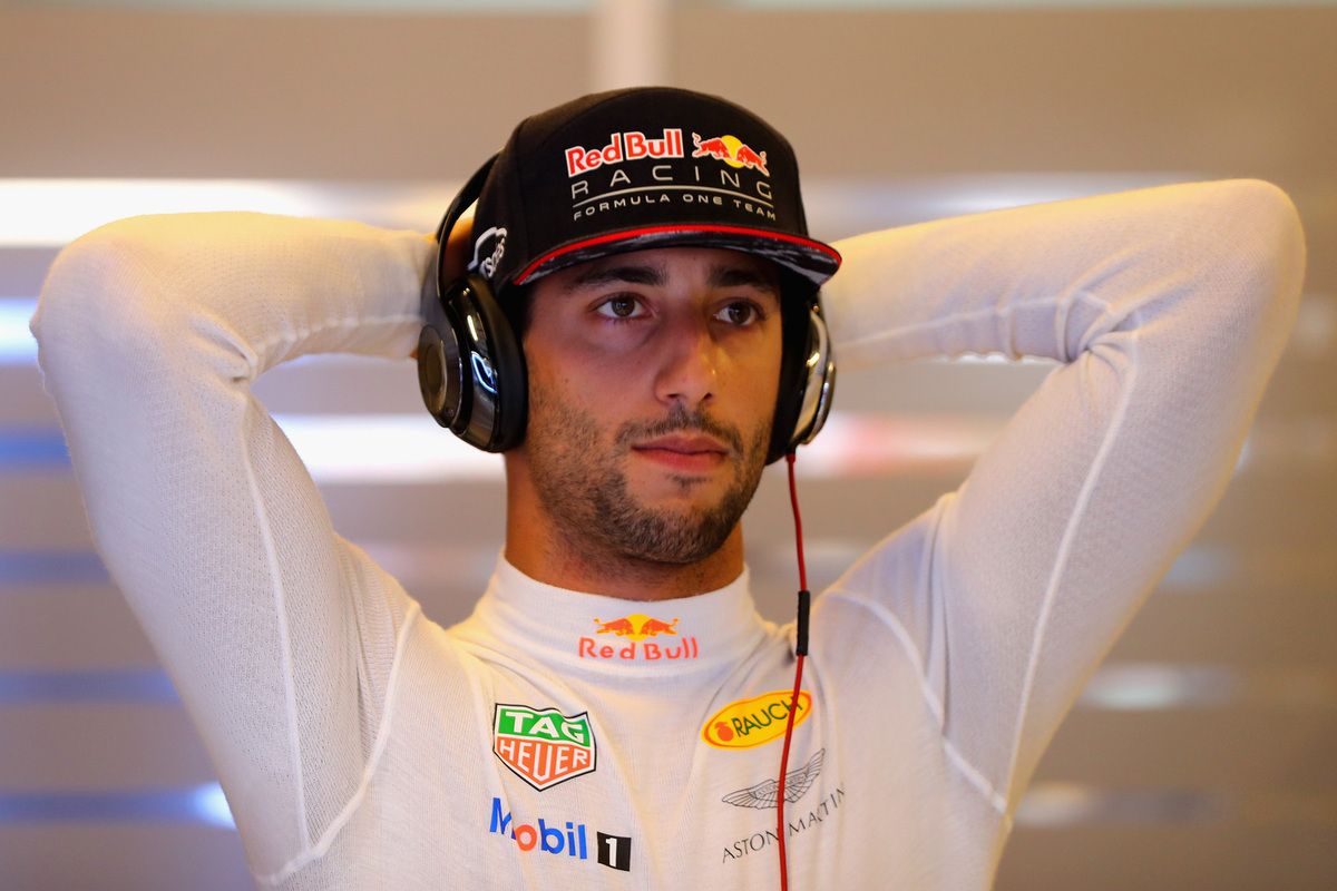 Daniel ricciardo top orlebar brown