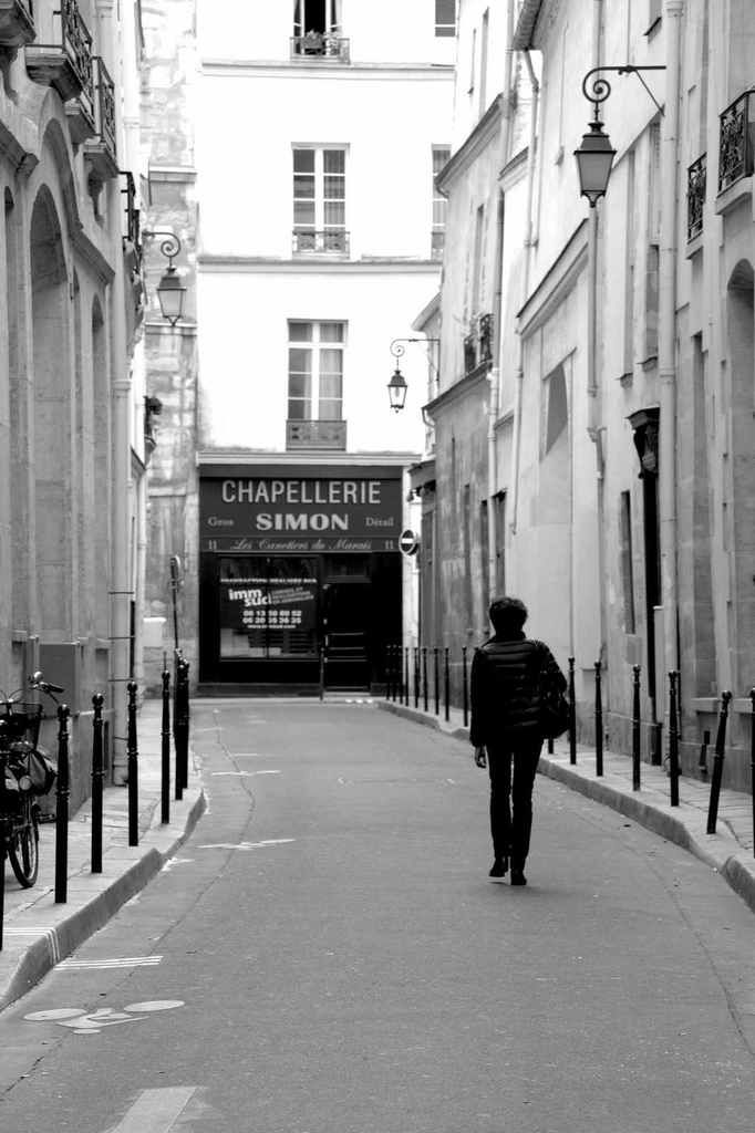 Street shooting, St-Germain
