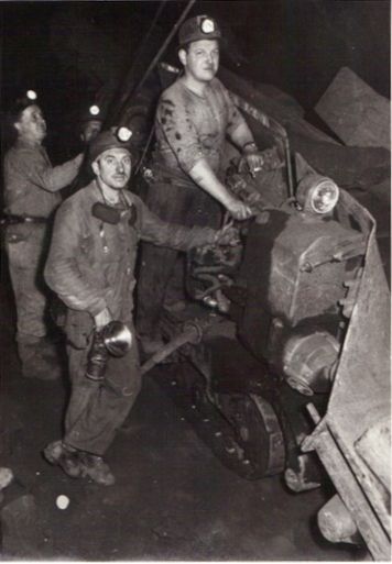 Des hommes et des machines dans les mines d'Algrange