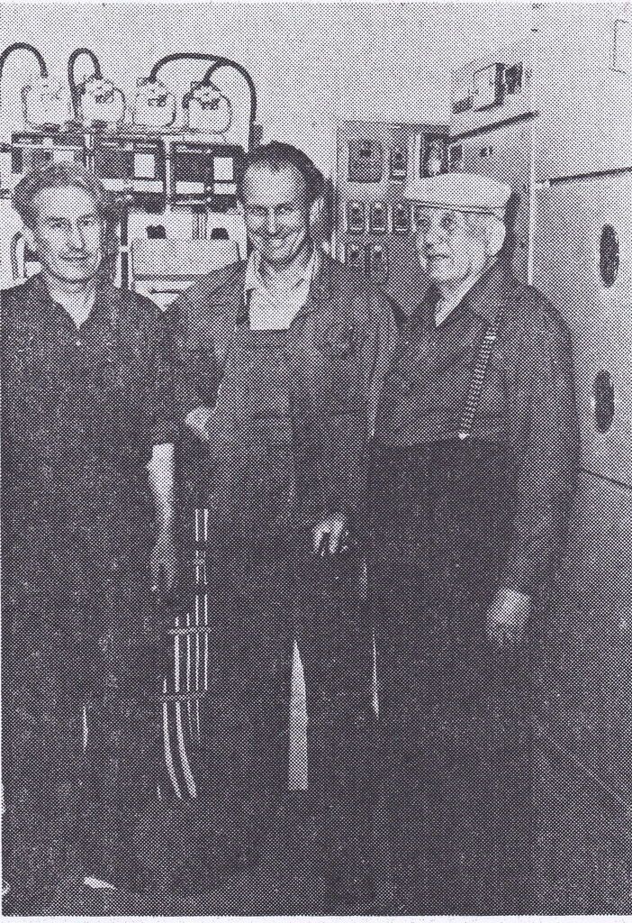 La maison dans les années 1945-50 et Ernest (le père) en 1969 dans la fabrique de citernes à mazout de ses fils