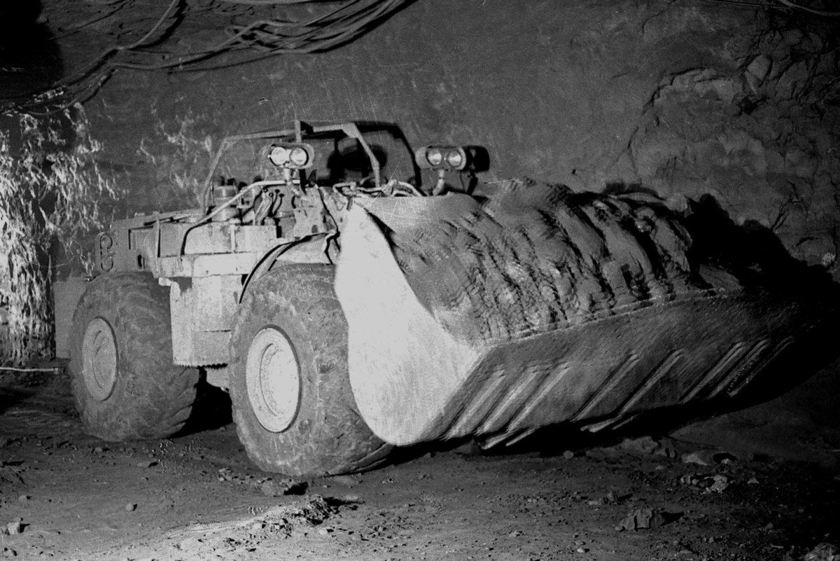 Le chargement du minerai de fer dans les mines à Algrange (2)