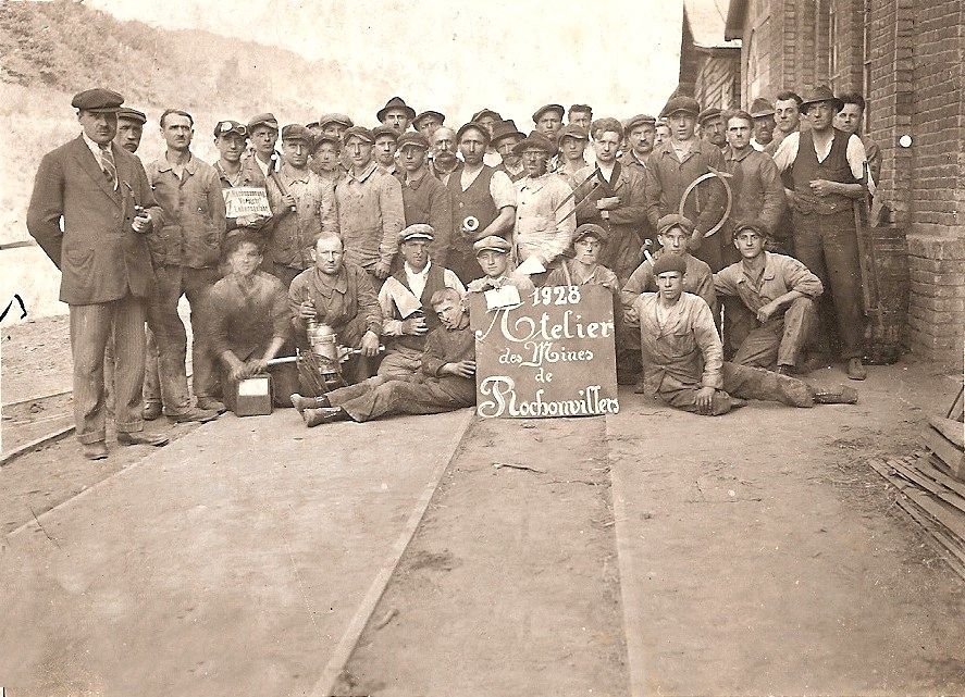 Au second rang, à la 4ème place Pierre REIFFERS