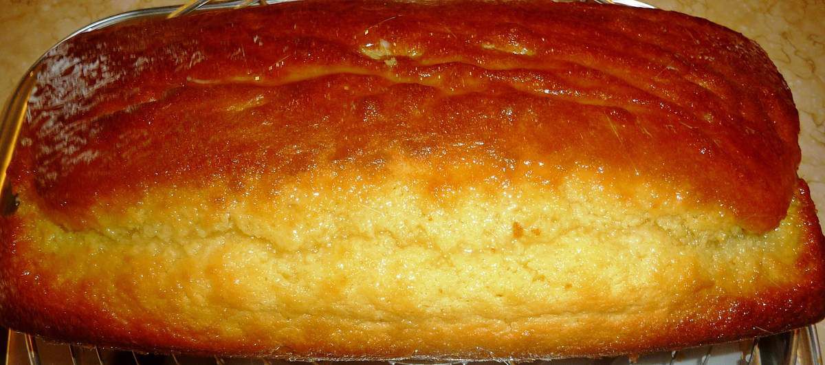 Cake à la vanille, léger et moelleux - Les recettes de Virginie
