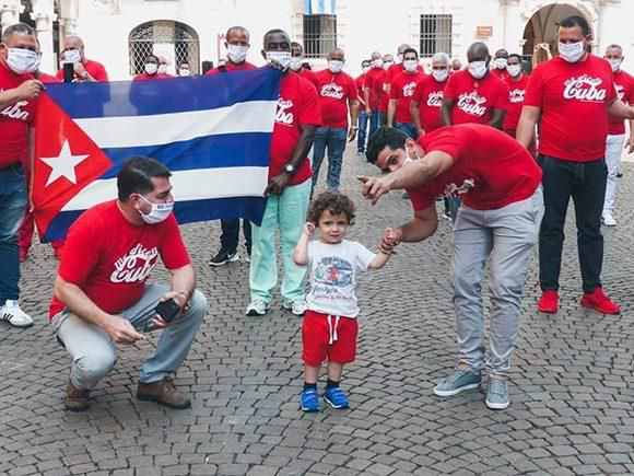 La brigade médicale cubaine en Lombardie reçoit un hommage émouvant 