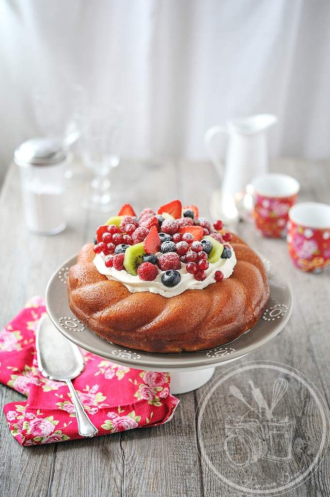Baba ou savarin aux fruits de saison