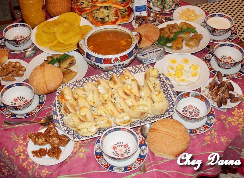 table de ftour du premier jour de ramadan 1437مائدة افطار اول رمضان - Chez  Darna