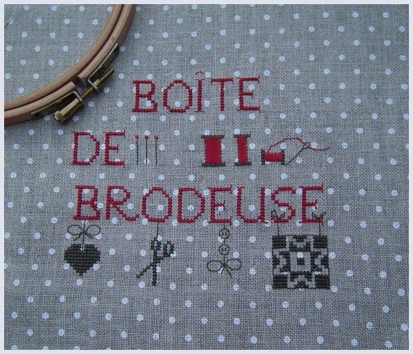 Boîte de brodeuse.... Broderie finie