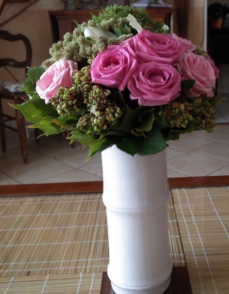Margaux et ses fleurs.... bouquet du week-end ... yesss