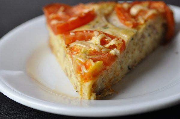 Quiche sans pâte au thon et à la tomate - Blog cuisine avec du chocolat ou  Thermomix mais pas que