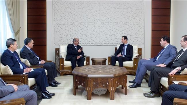Algeria minister meets Assad in rare visit