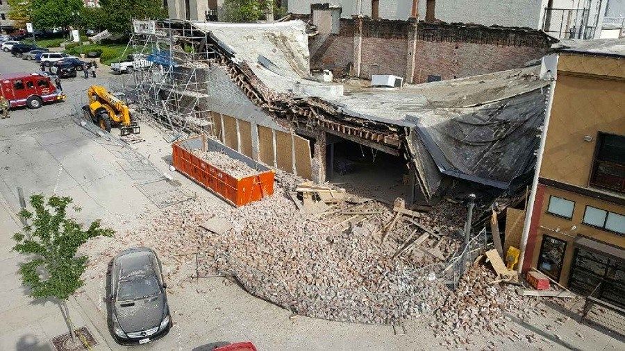 Building constructed in 1880s in Kansas City suburb of Liberty collapses