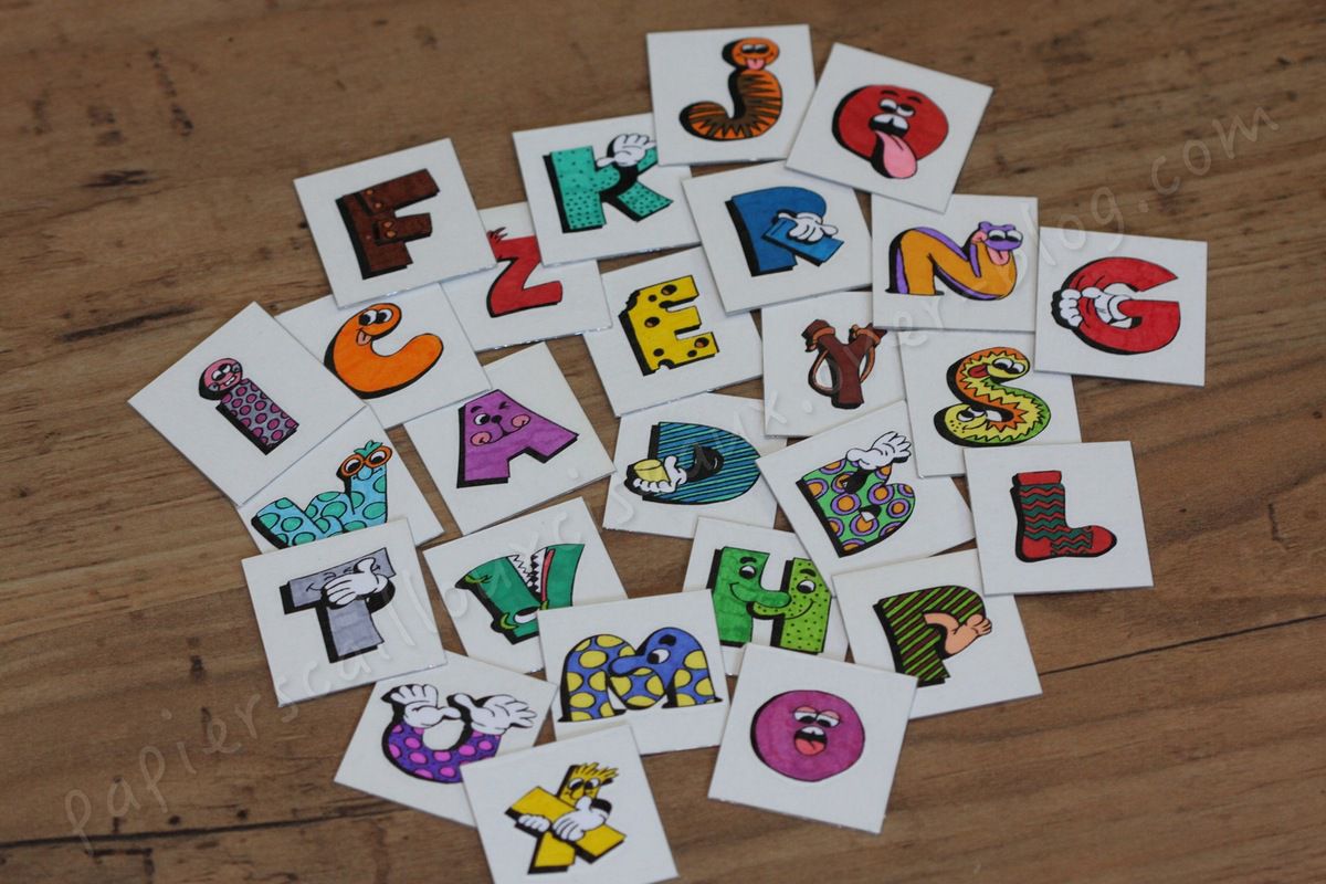 Lettre De L Alphabet Rigolote A Imprimer L'alphabet rigolo - Papiers... Cailloux... Ciseaux...