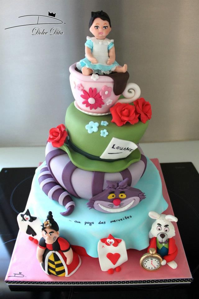 Deco Gateau Alice Au Pays Des Merveilles Gâteaux Alice aux pays des merveilles - Ma pâtissière bien aimée