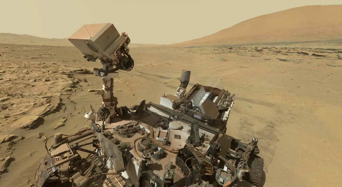 Planet Mars : Curiosity rover photography fossil