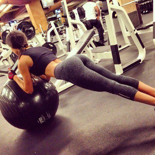 Les exercices pour muscler les fesses !