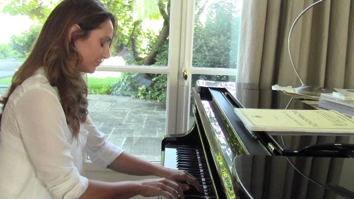 Jeudi 22 : une pianiste de grand talent, Emmanuelle Swiercz