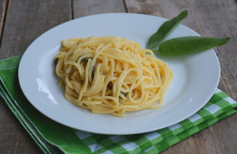 spaghetti e altre paste AL BURRO E SALVIA - IVANA IN CUCINA