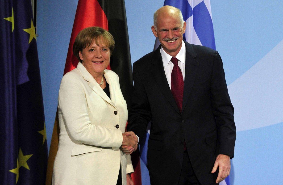 Angela la heredera es la de la izquierda - el de la derecha es Papandreou "el saqueador"