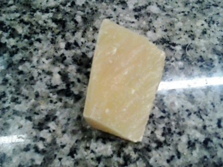 Come riutilizzare le croste di formaggio Grana Padano o Parmigiano  Reggiano: al microonde! - Il Blog di Petardo