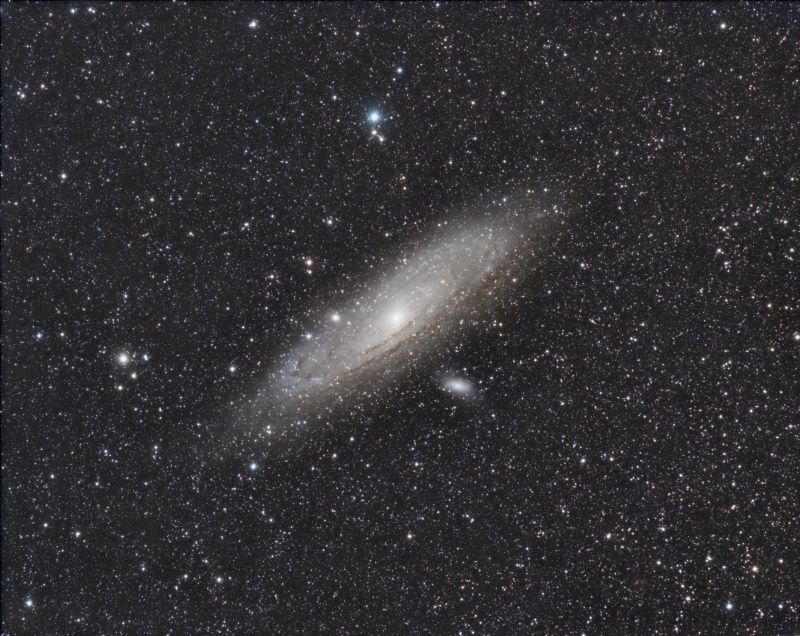 Messier 31 - Atik One sur Samyang 135mm F2.0