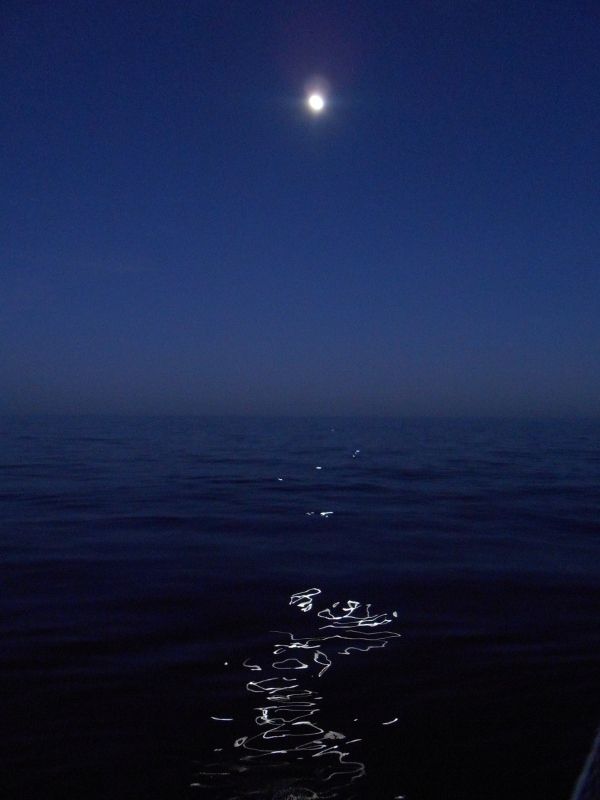 Navigation de nuit, pleine lune
