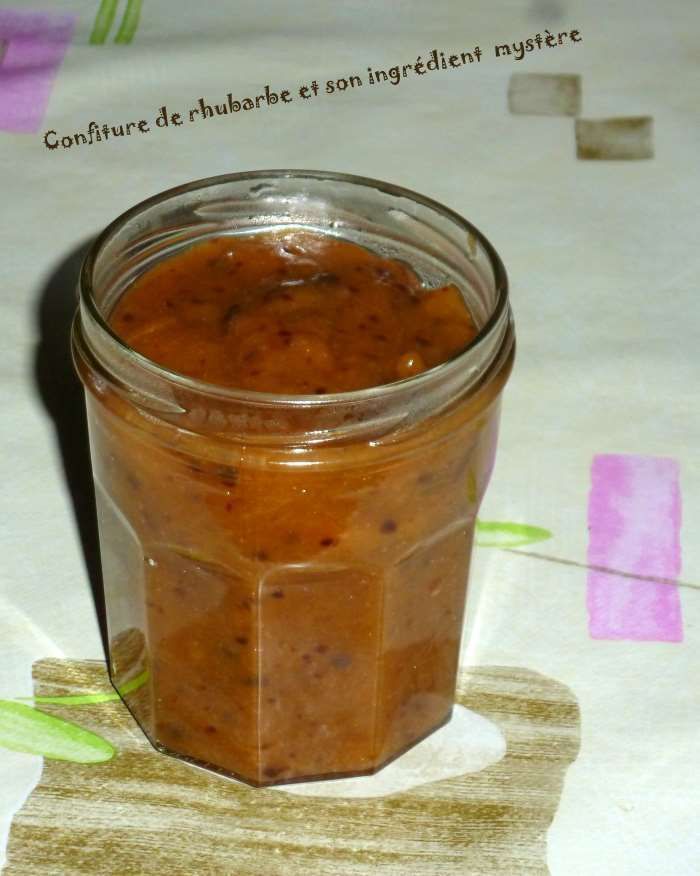 Confiture de rhubarbe et son ingrédient mystère Chez Vanda